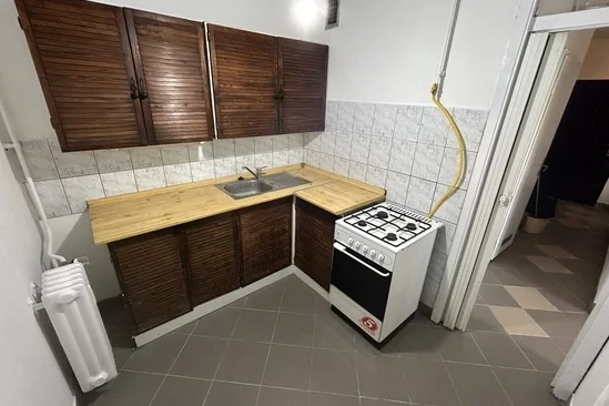 Debrecenben a Vénkertben 71 nm-es 3 szobás, erkélyes lakás.