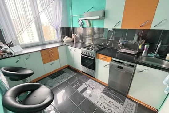 Debrecenben a Vénkertben 71 nm-es 2+2 szobás, felújított lakás.