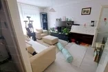 Debrecen belvárosában, a Csapó utcában, liftes társasház második emeletén eladó egy 61 m²-es, 2+fél szobás, erkélyes panellakás.