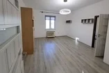 Eladó Debrecen Nagyerdő szélén, modern, teljesen felújított 2. emeleti lakás!