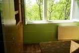 Debrecen, Tócóskerti 40 nm- es 1+1 szobás, 4. emeleti panellakás eladó liftes társasházban.