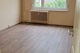 Eladó Debrecen, Vénkertben egy teljeskörűen felújított, azonnal költözhető 64 m²-es, 2+1 szobás lakás