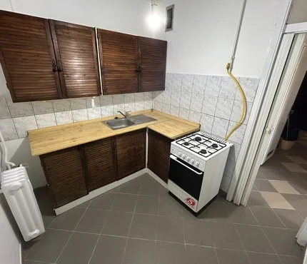 Debrecenben a Vénkertben 71 nm-es 3 szobás, erkélyes lakás.